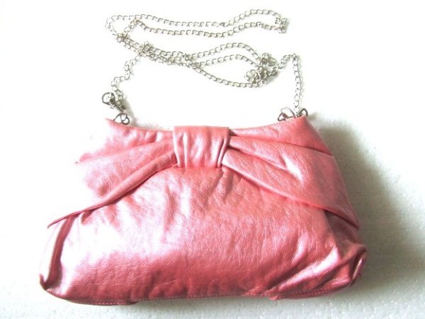 画像2: 【訳ありセール品】【値下げ】メタリック合皮ポシェット/ピンク (2)