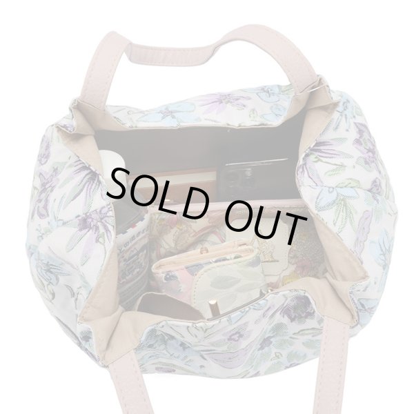 画像6: 上品でおしゃれなフラワー柄表情豊かなふくれジャカード軽量手提げバッグ（２色有） (6)