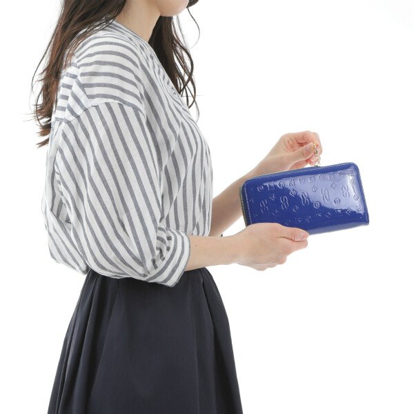 画像6: サボイ(SAVOY)エナメルにミニモノグラム柄を型押した長財布レディース/ブルーホワイト (6)