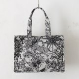 レディース6ポケット華やかなボタニカル柄A4トートバッグ/ブラック