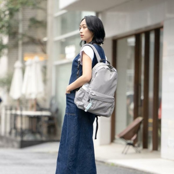 画像22: １１ポケット軽量撥水抗菌防臭レディース多機能ママカルリュック（４色有） (22)