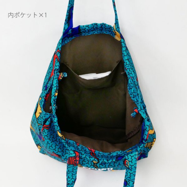 画像6: リゾート感ある総柄プリントが目を引く軽量巾着トートバッグ・フォレスト/グリーン (6)