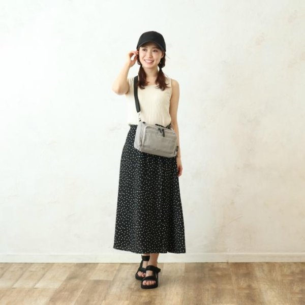 画像13: １０ポケット軽量撥水抗菌防臭多機能ママカル2WAYショルダーバッグ（２色有） (13)