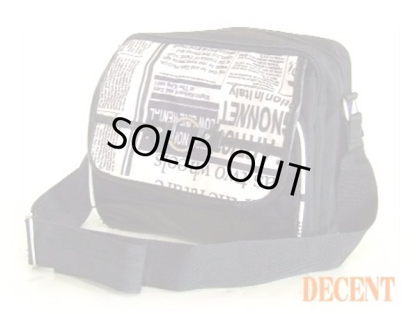 画像4: 【メール便ok】英字ニュースペーパーポシェット(2色有) (4)