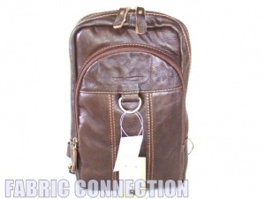 【新入荷】CONNECTIONダークブラウンレザーボディバッグ