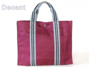 【新入荷】９ポケットＡ４サイズカジュアルトートバッグ