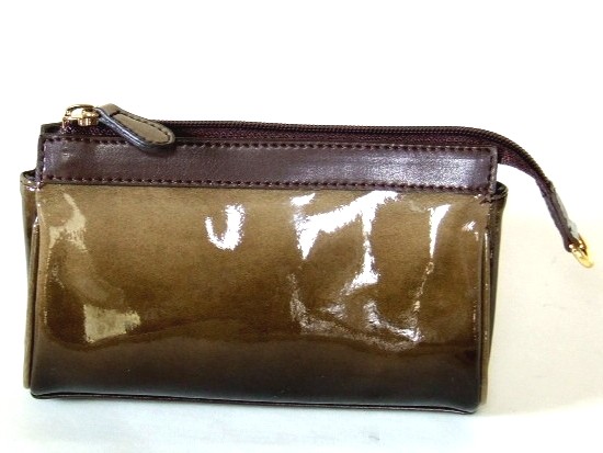 【新入荷】グラデーションエナメルポーチ