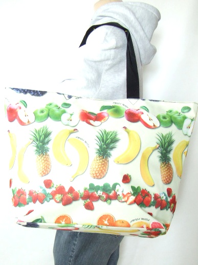 【新入荷】美味しそうなフルーツプリントトートバッグ