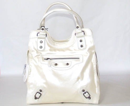 【新入荷】BIOLINAパールカラー高級ハンドバッグ