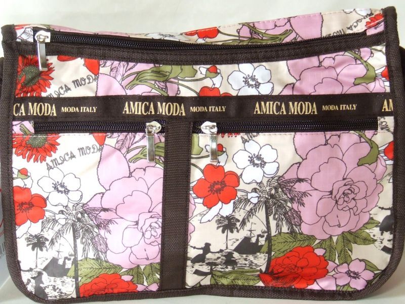 【新入荷】拡幅機能ハワイアン花柄ショルダーバッグ