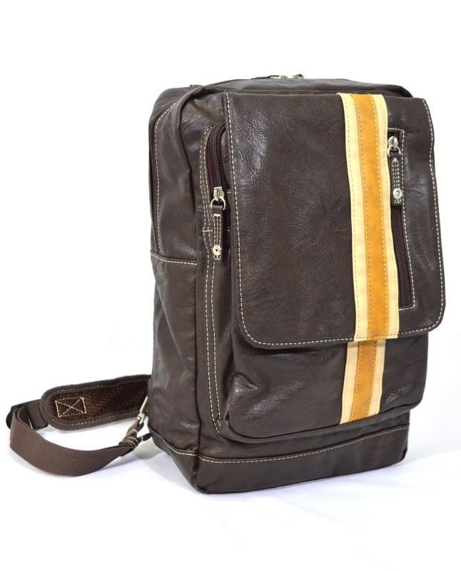 【新入荷】CUBICCORE　Ａ４対応１ライン合皮ボディバッグ