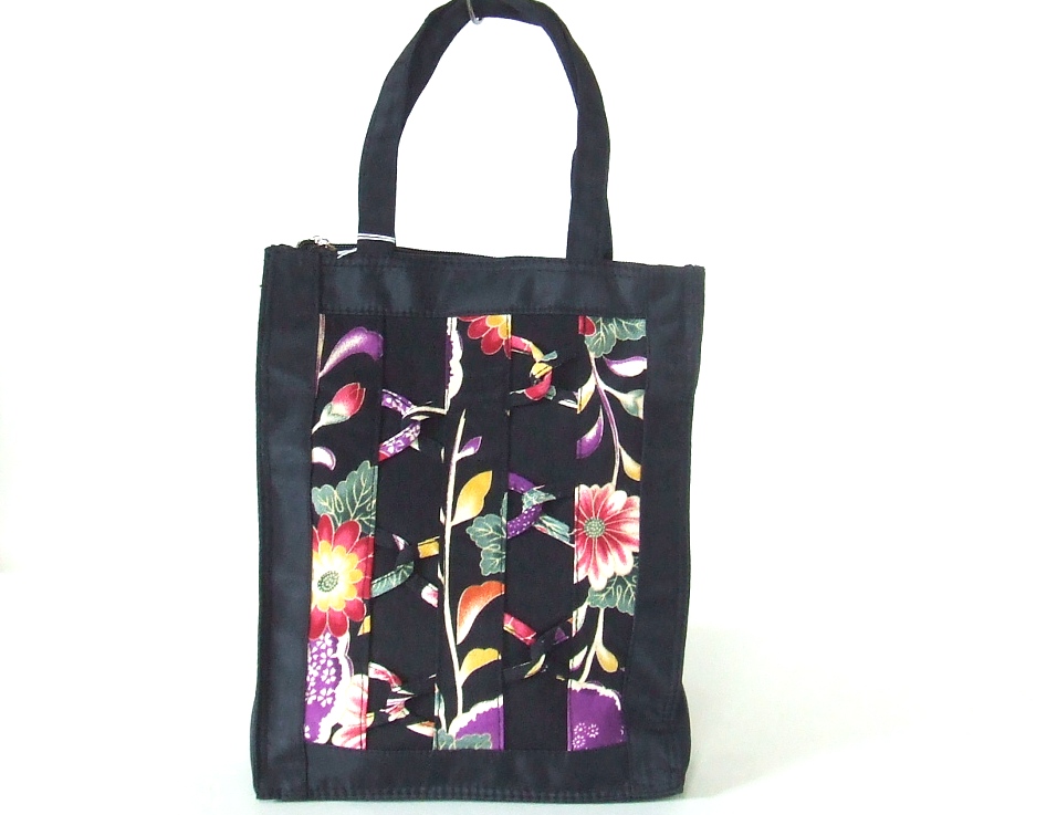 【新入荷】和柄ちりめん手提げバッグ